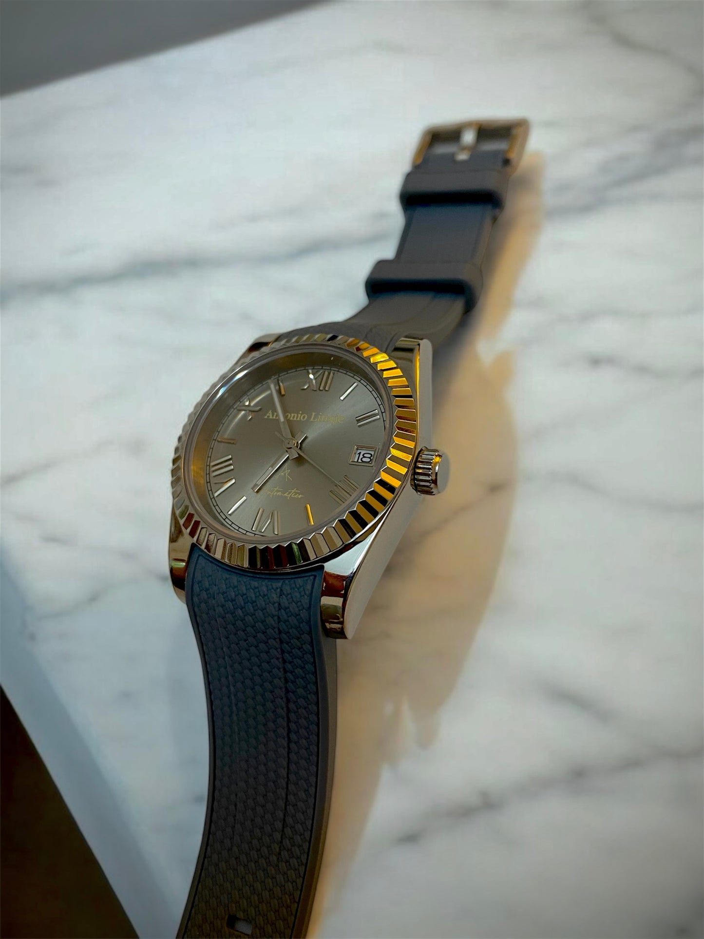 Gray diving strap