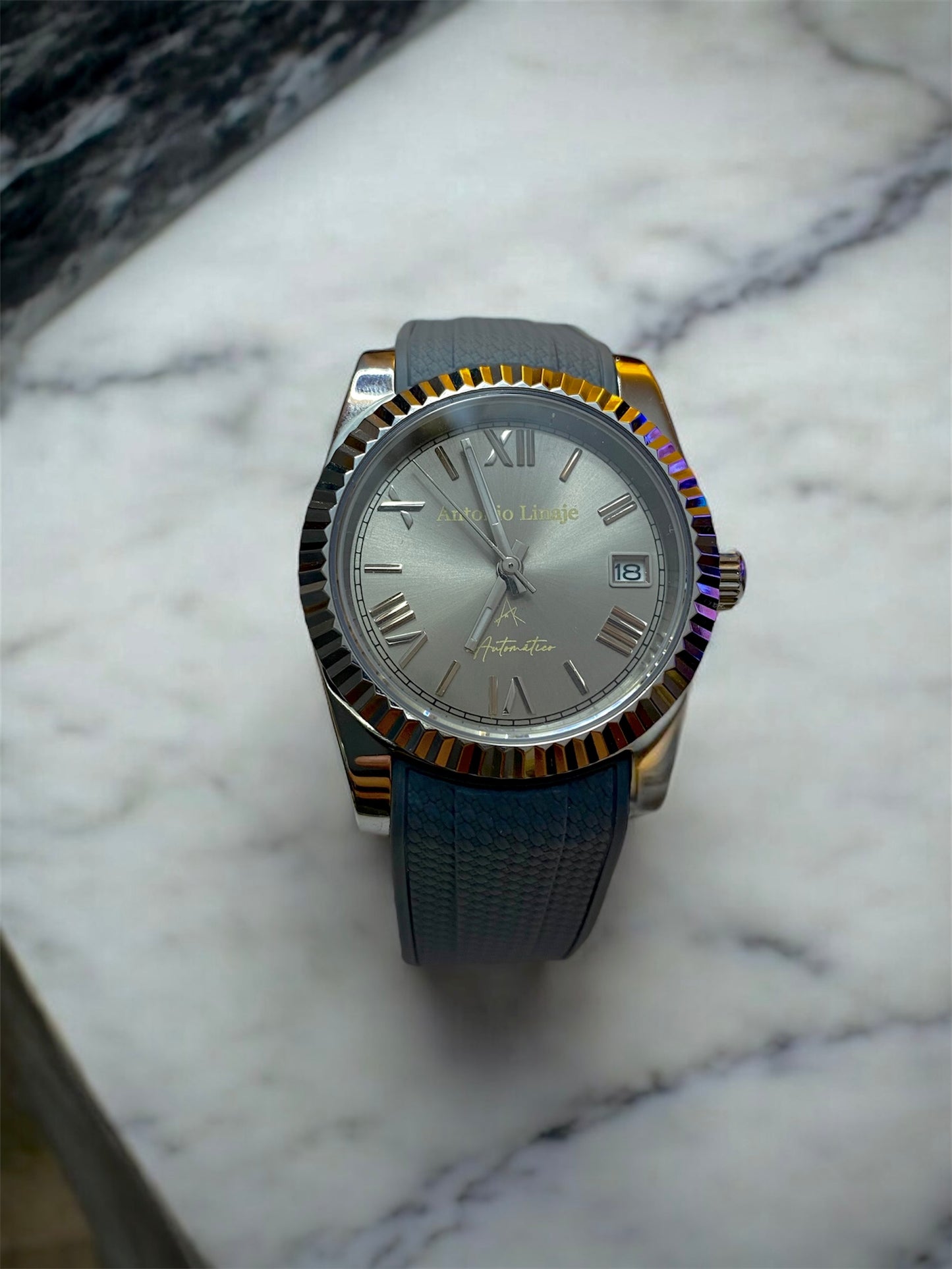 Gray diving strap