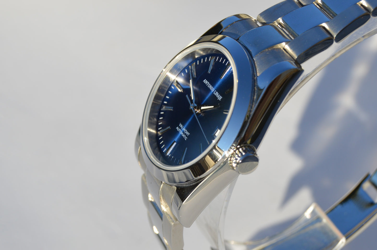 Valmont Blue